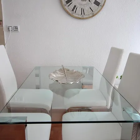 Tess Apartamento Crespo Torremolinos