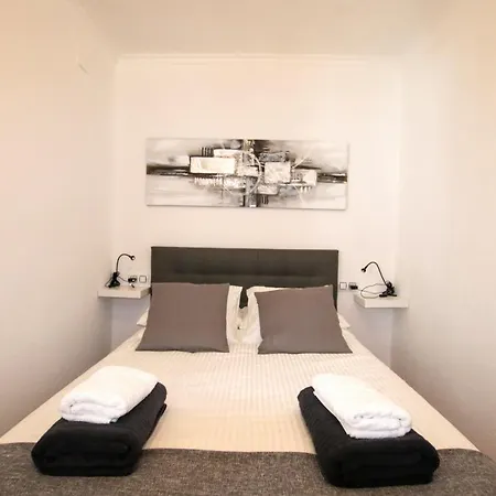 Tess Apartamento Crespo 公寓